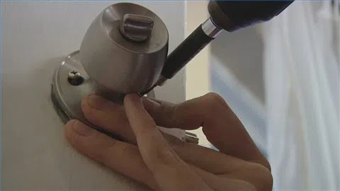 Lock Safe Services Boston, MA 617-294-6264 - change-locks-service